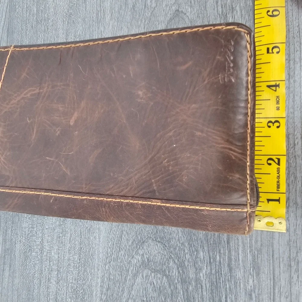 Fossil Brown Genuine Leather Distressed Zip Passport Travel Wallet Vintage